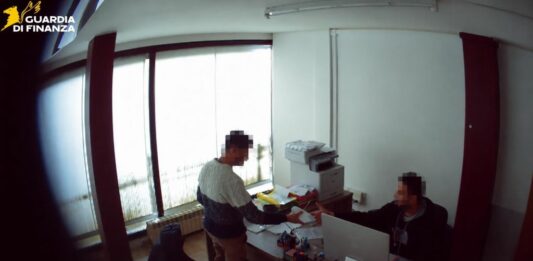 Scoperta maxi frode fiscale da 200 milioni in Lombardia, 8 arresti