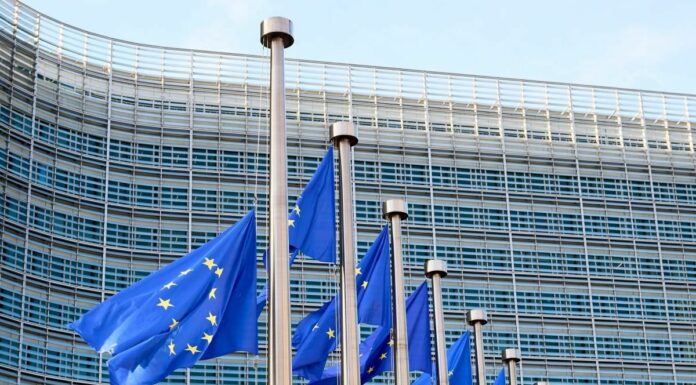 Ue, ultimo giorno consultazione su tabacco e nicotina: in 70.000 si sono espressi