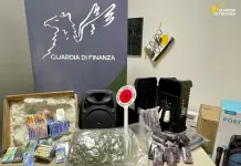 Droga dalla Spagna tra cassa acustica e attrezzi, sequestro per 6 kg a Genova