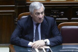 Tajani “Venerdì riapre l’ambasciata italiana a Teheran”
