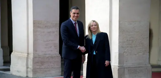 Meloni incontra Sanchez “Linea comune Italia-Spagna sul prossimo bilancio Ue”