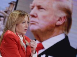 Trump “Meloni vuole tornare amica per far risalire i suoi numeri, no grazie”. La Premier: “La mia popolarità non ti riguarda”