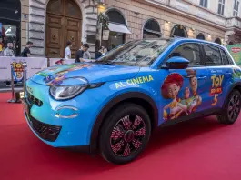 FIAT e Disney insieme per il nuovo film Toy Story 5 con Fiat 600 turbo 100