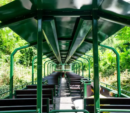 Fondazione FS, debuttano le nuove carrozze panoramiche per il turismo ferroviario