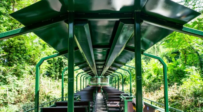 Fondazione FS, debuttano le nuove carrozze panoramiche per il turismo ferroviario