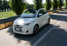 Fiat presenta nuova 500 Hybrid Cabrio Dolcevita e 600 Turbo 100