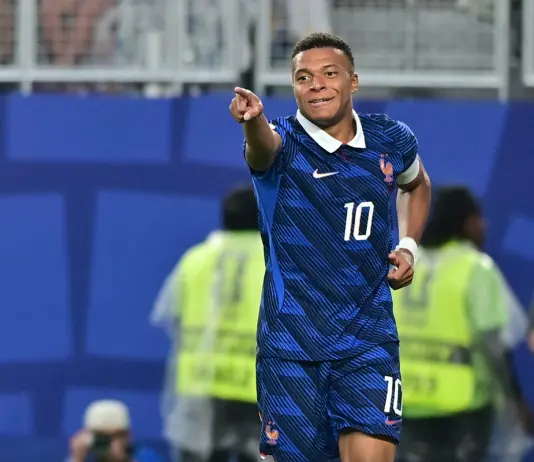 Tra pioggia e fulmini la Francia batte l’Iraq 3-0