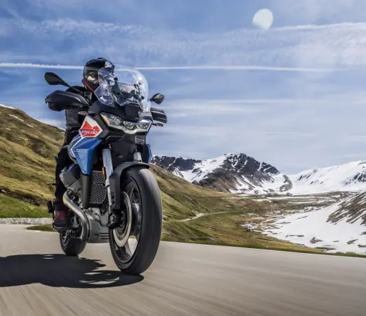 Test ride gratuiti Aprilia e Moto Guzzi sulle strade alpine al Sestriere