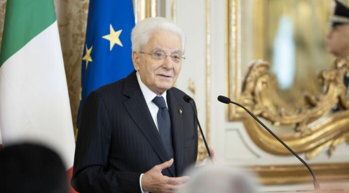 Mattarella, “Guardia di Finanza presidio di legalità e correttezza”