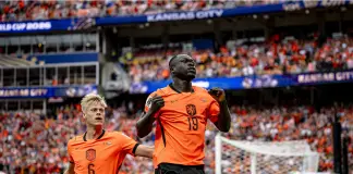 Tris Olanda con la Tunisia, primo posto nel girone F
