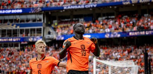 Tris Olanda con la Tunisia, primo posto nel Girone F