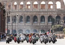Piaggio, 25.000 Vespa da 67 Paesi sfilano per Roma