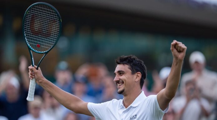Sonego al secondo turno di Wimbledon, eliminato Arnaldi