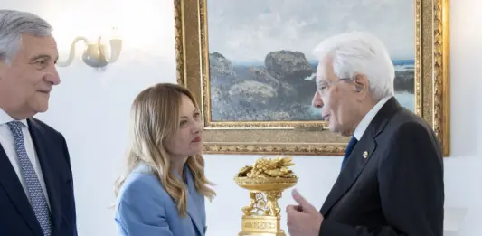 Mattarella riceve Meloni in vista del Consiglio Ue: “Nei confronti dell’Ucraina è opportuno che l’Europa si presenti con una sola voce” / Video