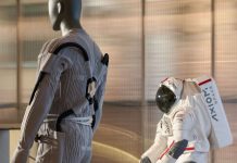 Da Axiom Space e Prada lo strato interno della tuta spaziale di nuova generazione