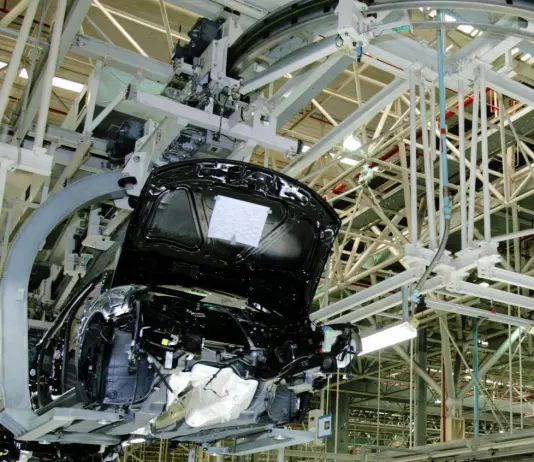 Tunisia, accordi tra governo e imprese automotive per creare 1.700 posti di lavoro nel settore