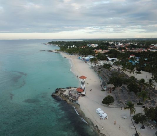 Incendio in un resort di Santo Domingo, morta una turista italiana. Mazzi “Oggi rientrano 130 connazionali”