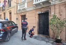 Incendio danneggia l’ingresso della moschea a Cagliari, indagano i Carabinieri