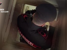 Scoperto nella Locride un bunker con camera di fuga e cunicoli segreti
