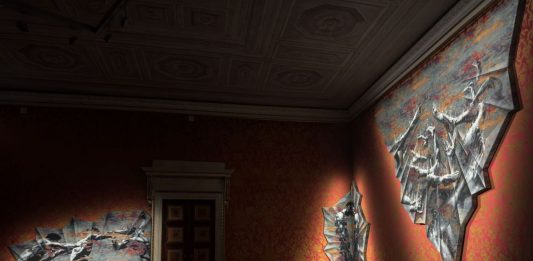 Milano, a Palazzo Reale la mostra “Troilo. The Breach. Il muro rompe il silenzio”