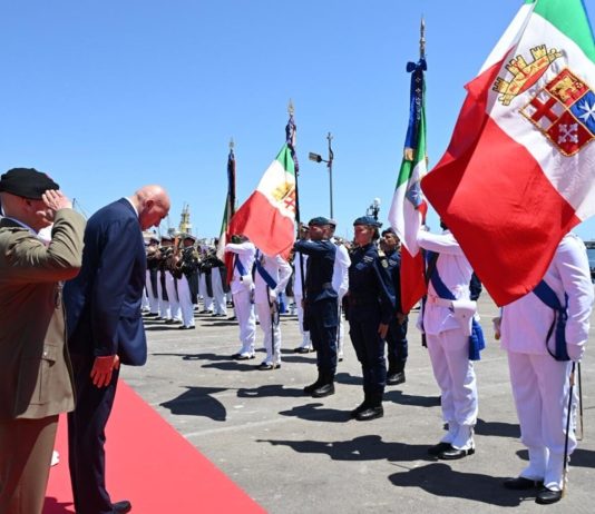 A Palermo la giornata nazionale della Marina Militare, Crosetto “La difesa è una grande famiglia”