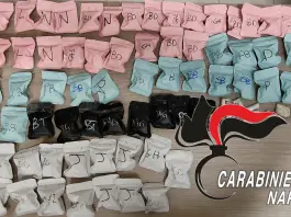 Napoli, controlli al Vomero: arrestata una coppia con droga e bimbo in auto