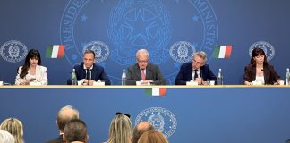 Il 23% degli studenti minorenni nel 2025 ha assunto almeno una droga / Video