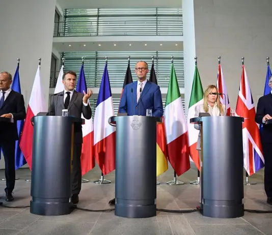 Riunione dei leader E5 a Berlino, Meloni “Su difesa e sicurezza l’Europa deve assumersi le proprie responsabilità”