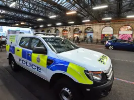 Collisione tra due treni a nord di Londra, un morto e diversi feriti