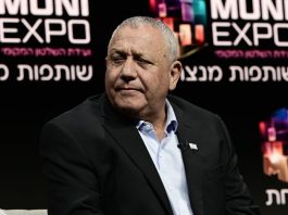 Israele, secondo un sondaggio sale il consenso per il partito centrista Yashar guidato da Eisenkot