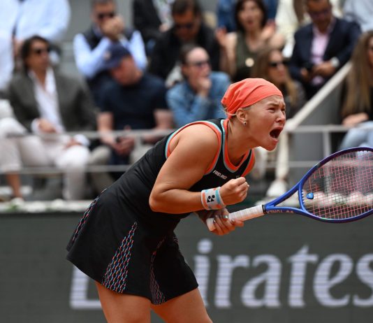 Sorpresa al Roland Garros, Shnaider rimonta ed elimina Sabalenka: sarà semifinale con Chwalinska