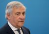 Tajani “Mai andati in ginocchio da Trump, noi sempre a testa alta”