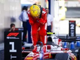 F1, la Ferrari torna a vincere: Hamilton trionfa a Barcellona davanti a Russell. Ritiri per Antonelli e Leclerc