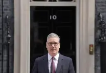 Il premier britannico Keir Starmer annuncia le sue dimissioni: “Metto al primo posto il Paese”