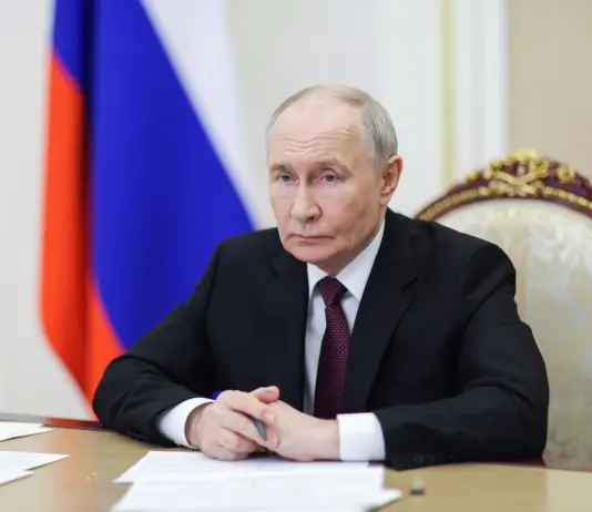 Ucraina, Putin “Russia pronta a riprendere i negoziati trilaterali, raggiungere una soluzione è possibile”