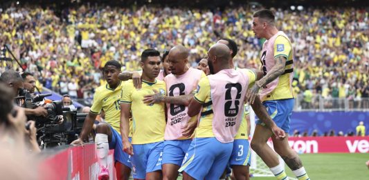 Il Brasile rimonta il Giappone e vince al 95′, Ancelotti vola agli ottavi dei Mondiali