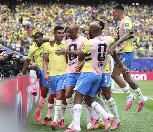 Il Brasile rimonta il Giappone e vince al 95′, Ancelotti vola agli ottavi dei Mondiali