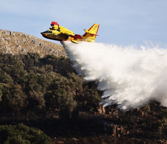 Incendi, lunedì codice giallo per Cagliari e gran parte della Sardegna