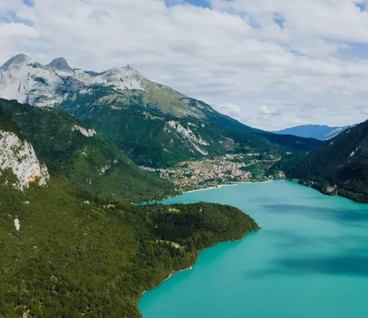 “Cinque Vele” 2026, Pollica e Molveno regine dell’estate