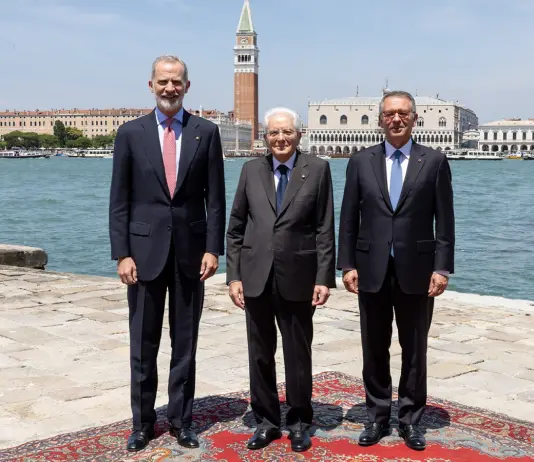 IA, Mattarella “L’UE deve compiere un salto, passare dalla enunciazione di principi alle decisioni concrete”