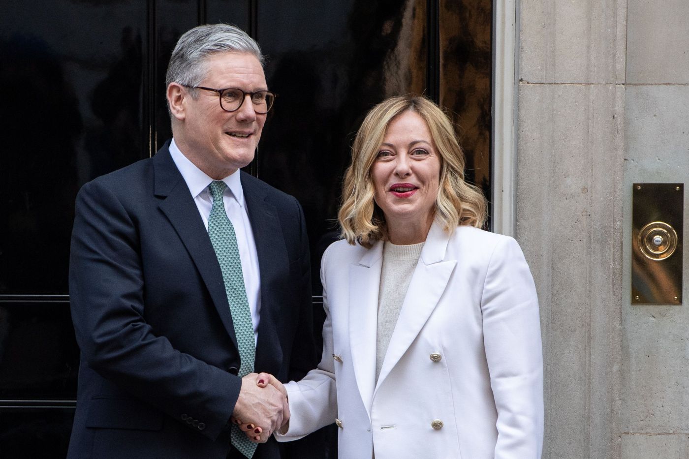 Il premier britannico Starmer annuncia le sue dimissioni. Meloni “Grazie per il lavoro svolto insieme in questi anni”