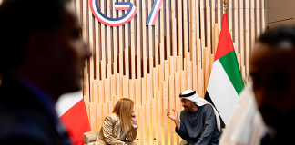 Bilaterale tra Meloni e il presidente degli Emirati Arabi Uniti, focus sulla libertà di navigazione a Hormuz