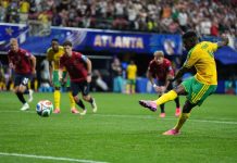 Mokoena risponde a Sadilek ad Atlanta, 1-1 tra Repubblica Ceca e Sudafrica