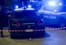 Sparatoria in strada a Napoli, 21enne ucciso sotto casa a Miano