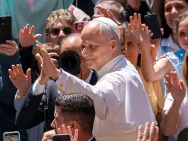 Papa Leone “Il calcio e i Mondiali ci ricordano che la vita non è una gara per mettersi in mostra da soli”