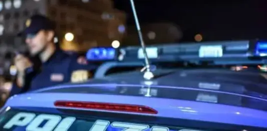 Omicidio in una pizzeria di Reggio Emilia, titolare ucciso a coltellate: arrestato il presunto assassino