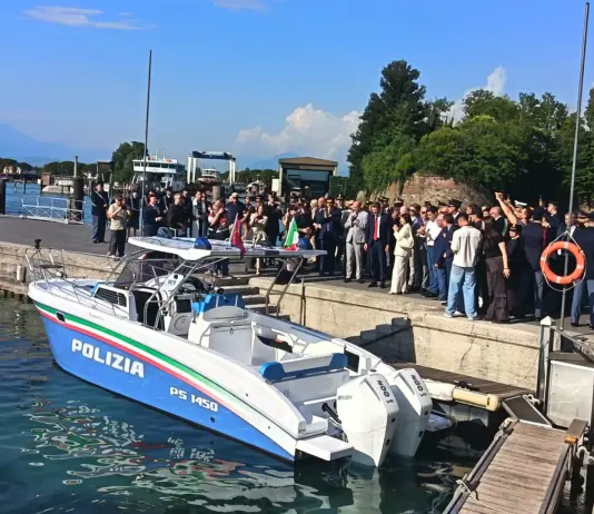 La Polizia di Stato inaugura a Peschiera del Garda la nuova imbarcazione della Squadra Acque Interne