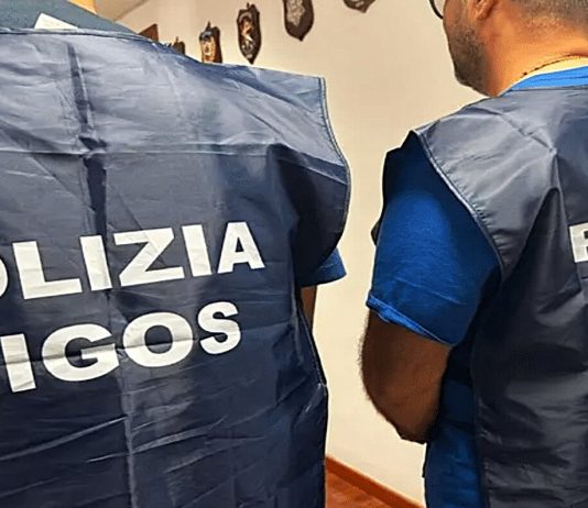 Materiale jihadista e manuali per fabbricare armi, arrestato un 16enne nel Bolognese