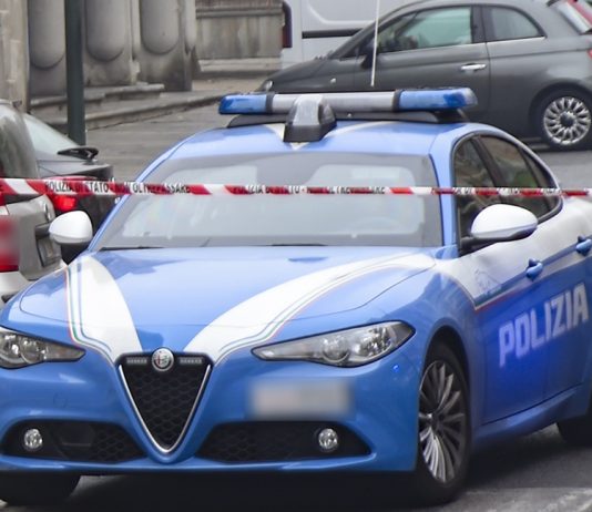 Omicidio-suicidio in un appartamento a Torino, trovati i corpi di madre e figlia