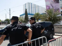 Tunisia, smantellate due reti criminali internazionali: 25 arresti